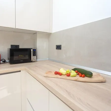 Family Friendly House With A Swimming Pool Srinjine, Split - 23770 Semesterbostad