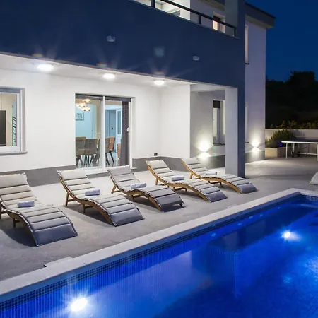 Family Friendly House With A Swimming Pool Srinjine, Split - 23770 * Srinjine